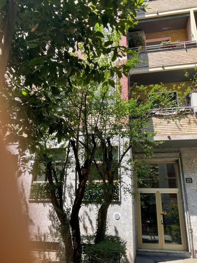 Studio 25 Apartment - Near Metro M3 ミラノ エクステリア 写真