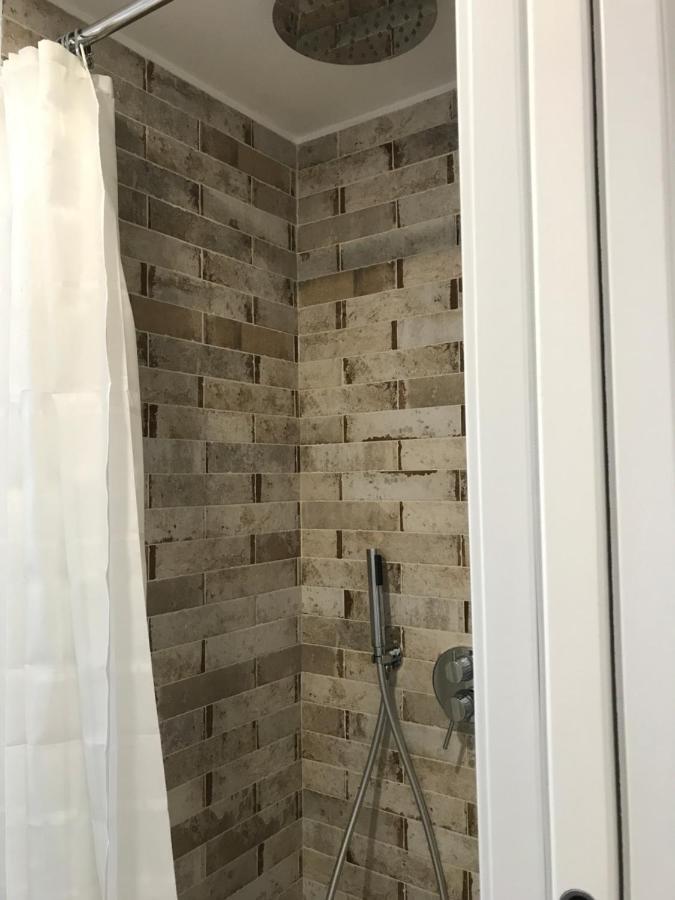 Studio 25 Apartment - Near Metro M3 ミラノ エクステリア 写真